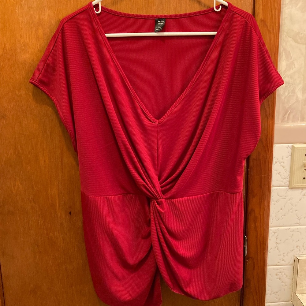 SHEIN Curve Red Shirt Sleeve Top - 1XL - EUC